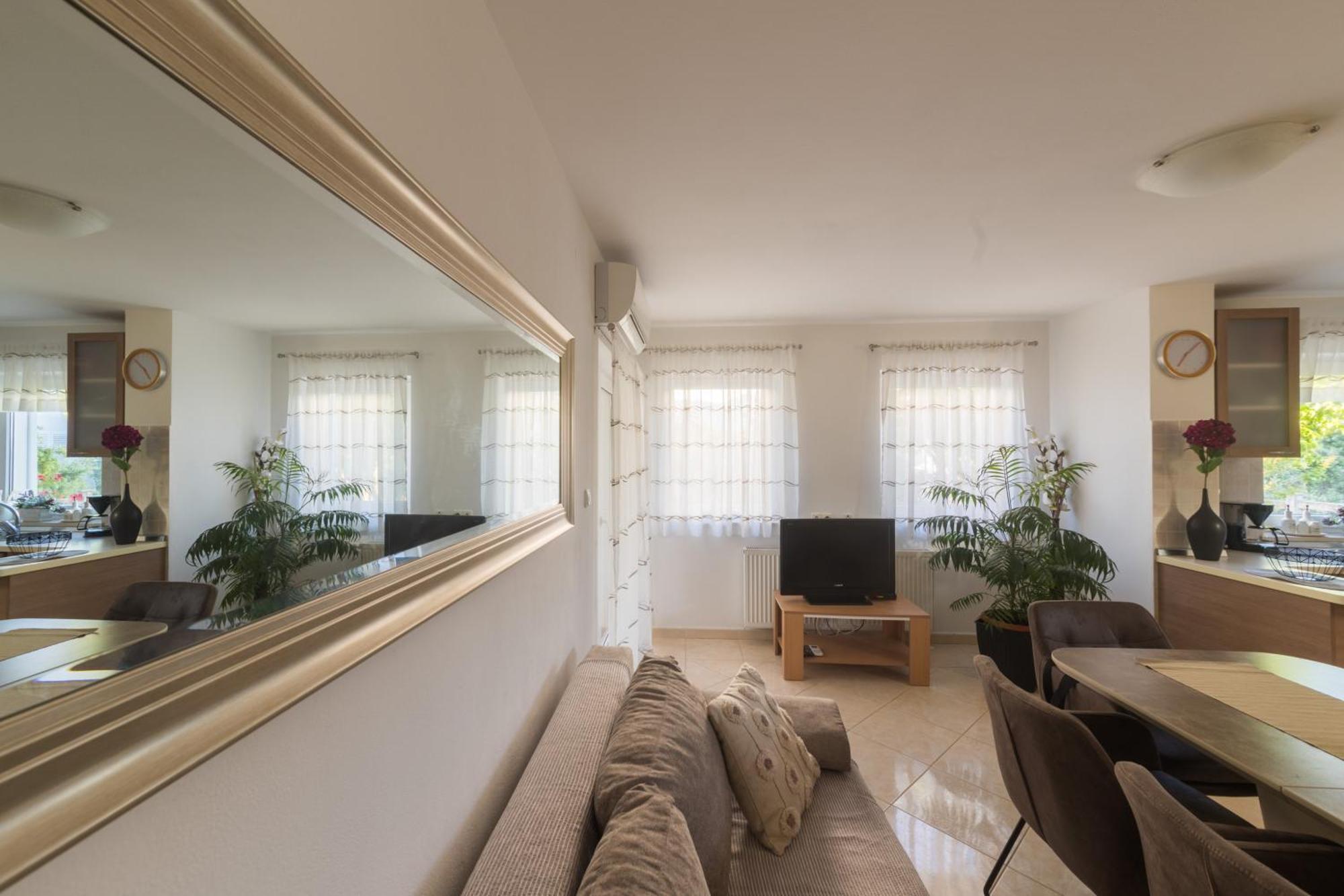 Apartmani Lenka Ugljan Rom bilde